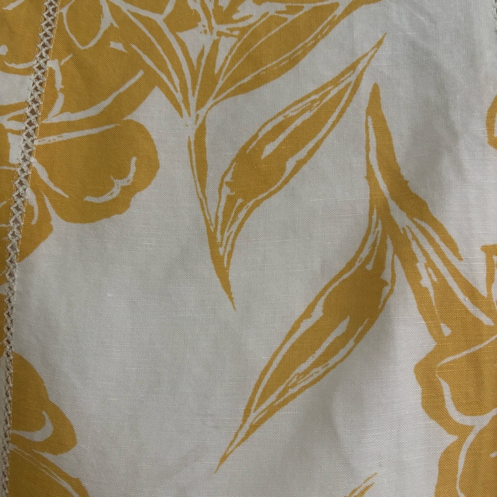Ann Taylor Floral Yellow and White Linen Blend Flare Skirt, Size 6 - Picture 6 of 10